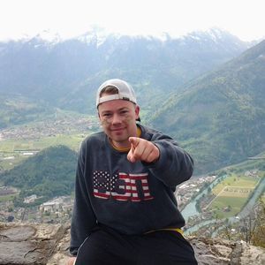 Meet your Posher, Evan